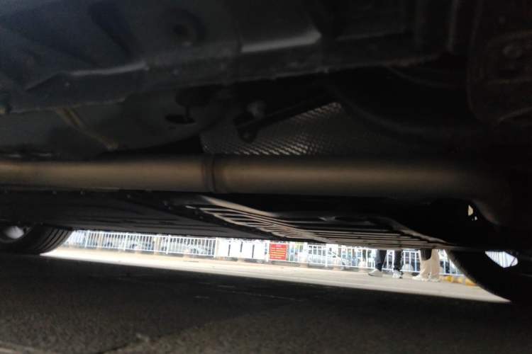 Used Lynk & Co 07 2024 EM-P 126 Long-Range Ultra Chassis Front Left