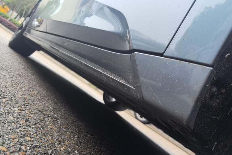 Used Lynk & Co 07 2024 EM-P 126 Long-Range Ultra Chassis Front Right