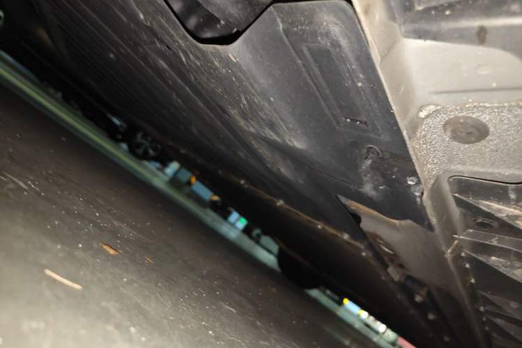 Used Lynk & Co 07 2024 EM-P 126 Long-Range Halo Chassis Rear Right