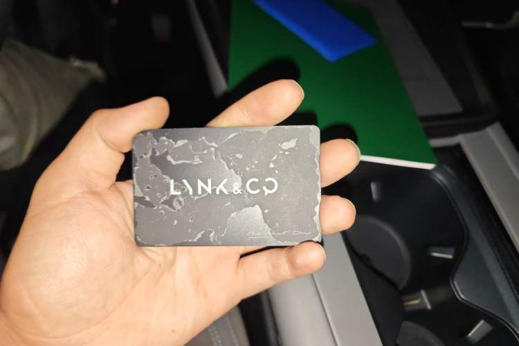Used Lynk & Co 07 2024 EM-P 126 Long-Range Halo Vehicle Key