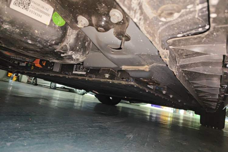 Used Lynk & Co 07 2024 EM-P 126 Long-Range Ultra Chassis Rear Right