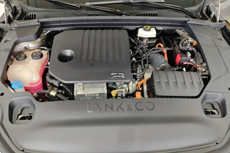 Used Lynk & Co 07 2024 EM-P 126 Long-Range Ultra Engine Bay