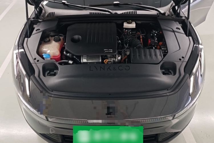 Used Lynk & Co 07 2024 EM-P 126 Long-Range Halo Engine Bay