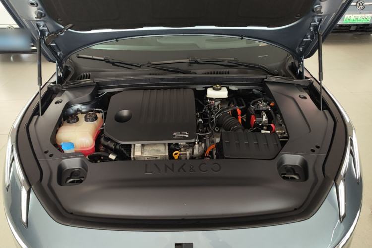 Used Lynk & Co 07 2024 EM-P 126 Long-Range Ultra Engine Bay