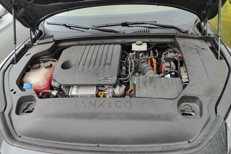 Used Lynk & Co 07 2024 EM-P 126 Long-Range Halo Engine Bay