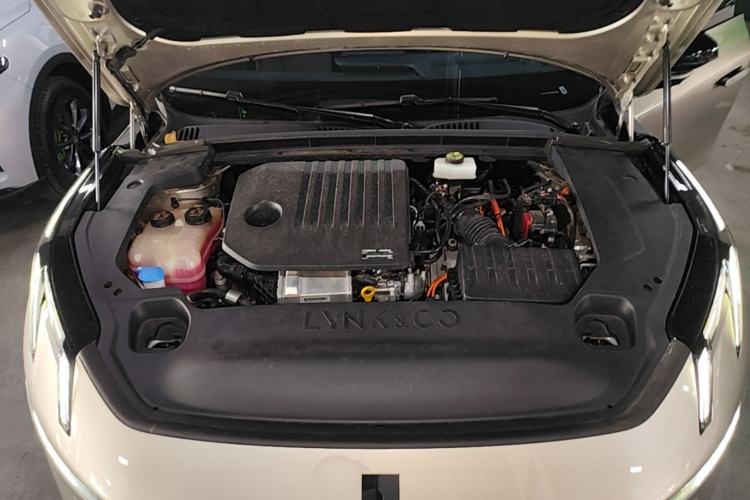 Used Lynk & Co 07 2024 EM-P 126 Long-Range Halo Engine Bay