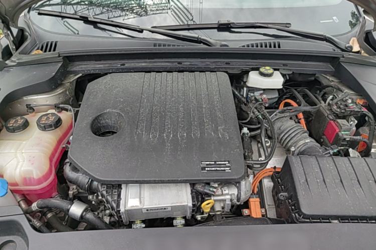 Used Lynk & Co 07 2024 EM-P 126 Long-Range Halo Engine Bay