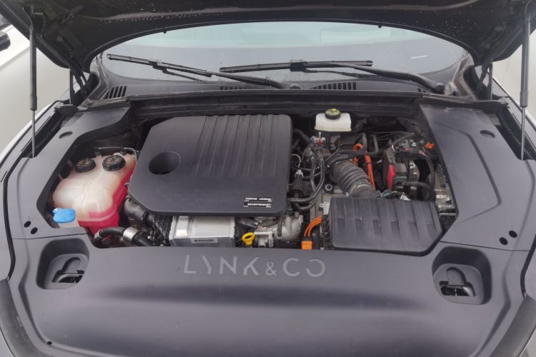 Used Lynk & Co 07 2024 EM-P 126 Long-Range Ultra Engine Bay