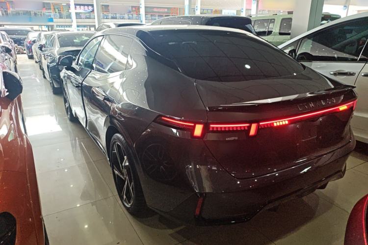 Used Lynk & Co 07 2024 EM-P 126 Long-Range Ultra Exterior 2
