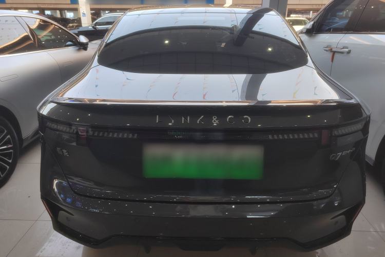 Used Lynk & Co 07 2024 EM-P 126 Long-Range Halo Exterior 3