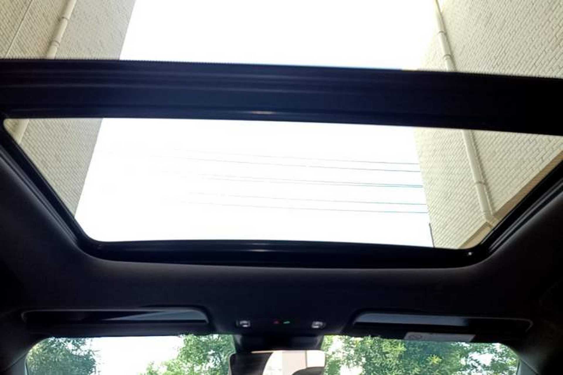 Used Lynk & Co 07 2024 EM-P 126 Long-Range Halo Headliner