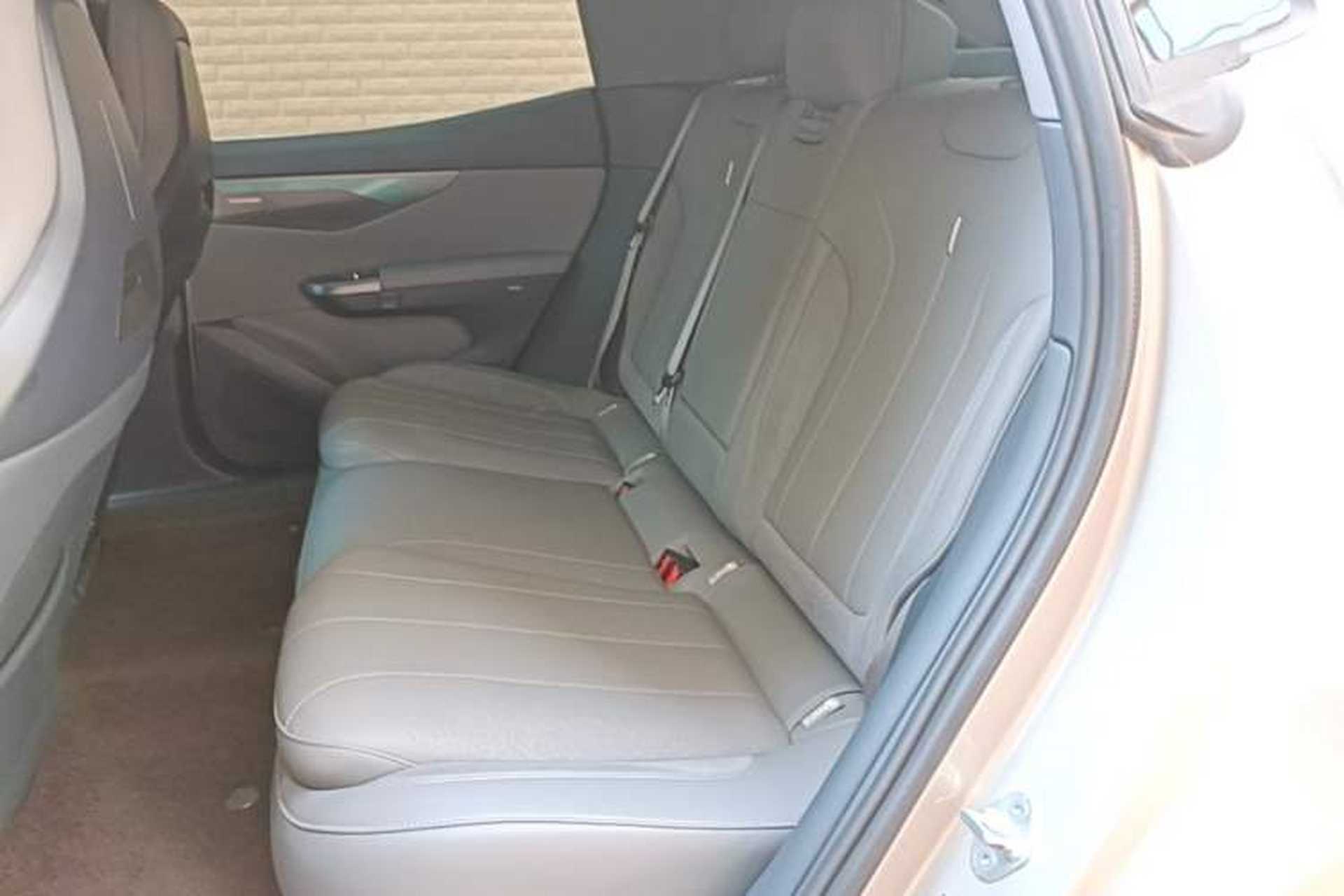 Used Lynk & Co 07 2024 EM-P 126 Long-Range Halo Left Rear Seat