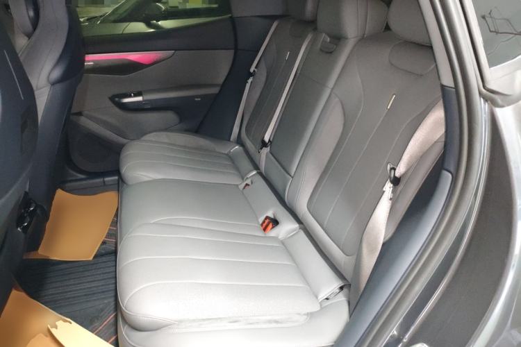 Used Lynk & Co 07 2024 EM-P 126 Long-Range Ultra Left Rear Seat