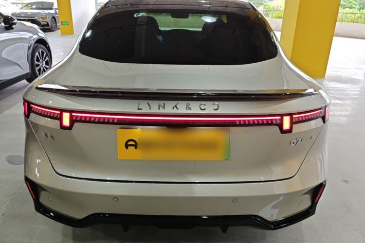Used Lynk & Co 07 2024 EM-P 126 Long-Range Ultra Rear