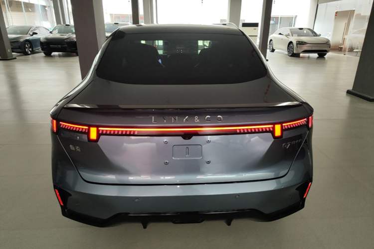 Used Lynk & Co 07 2024 EM-P 126 Long-Range Ultra Rear