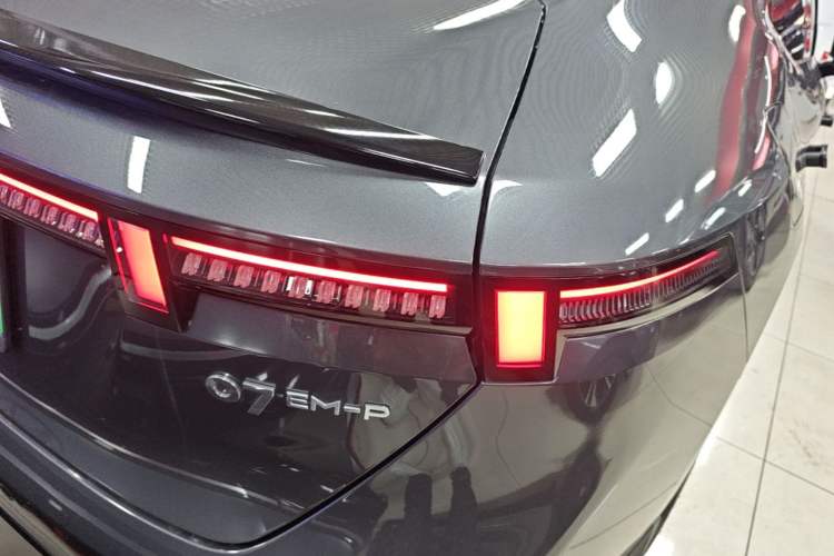 Used Lynk & Co 07 2024 EM-P 126 Long-Range Halo Right Rear Taillight