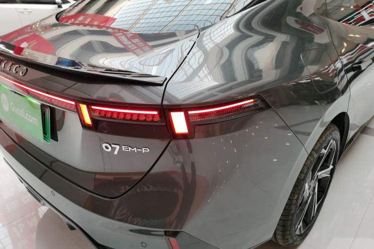 Used Lynk & Co 07 2024 EM-P 126 Long-Range Halo Right Rear Taillight