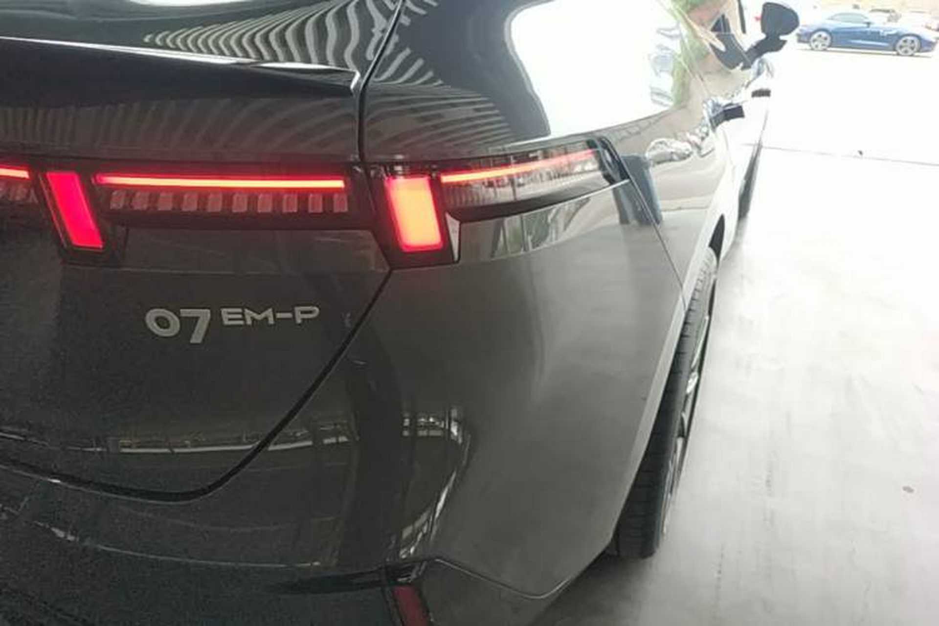 Used Lynk & Co 07 2024 EM-P 126 Long-Range Ultra Right Rear Taillight