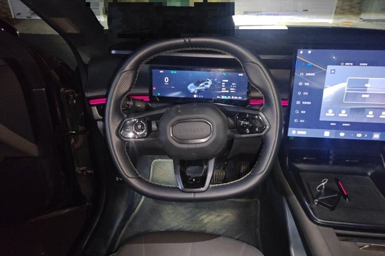 Used Lynk & Co 07 2024 EM-P 126 Long-Range Halo Steering Wheel