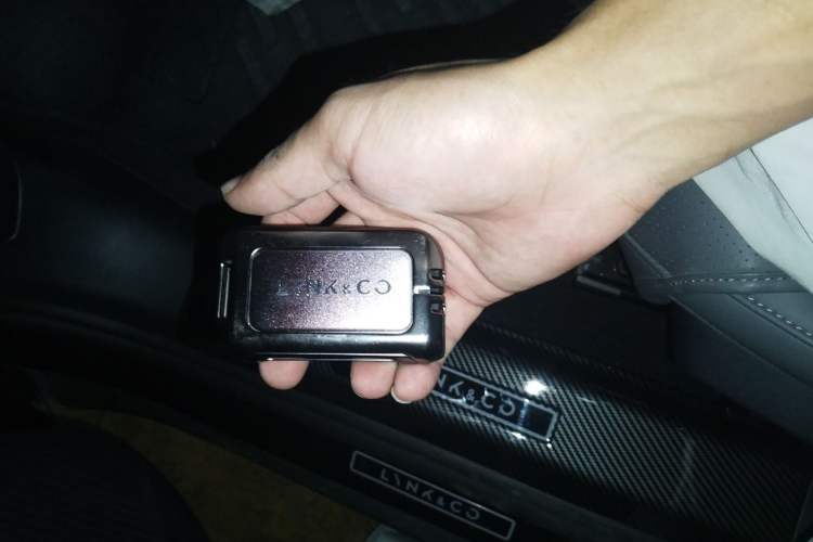 Used Lynk & Co 07 2024 EM-P 126 Long-Range Halo Vehicle Key