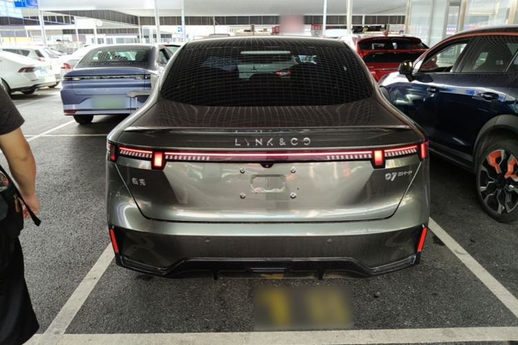Used Lynk & Co 07 2024 EM-P 126 Long-Range Halo Rear
