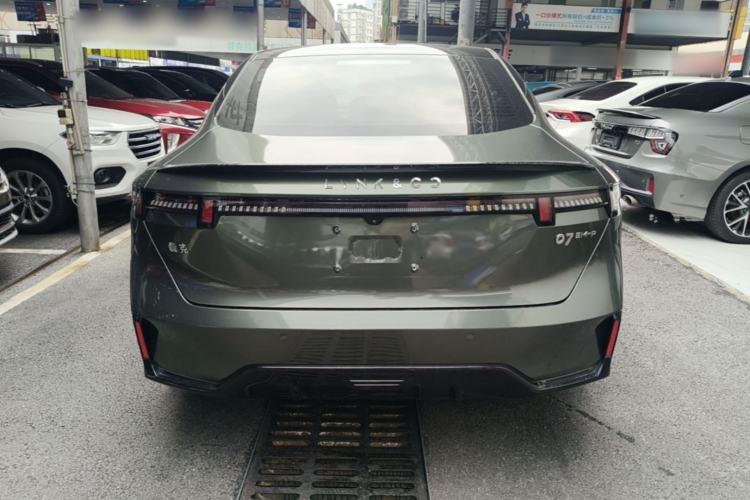 Used Lynk & Co 07 2024 EM-P 126 Long-Range Halo Rear