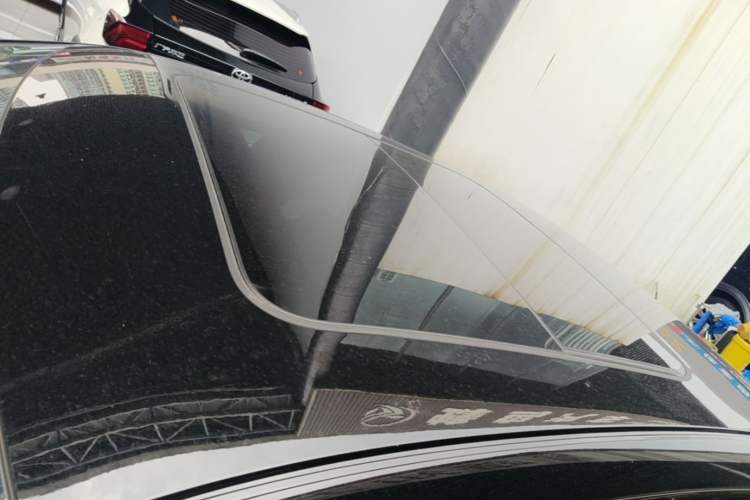 Used Lynk & Co 07 2024 EM-P 126 Long-Range Halo Roof