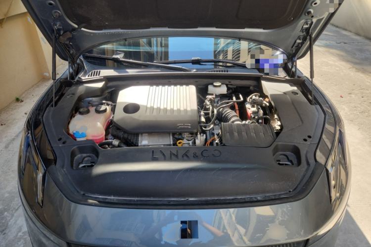 Used Lynk & Co 07 2024 EM-P 126 Long-Range Halo Engine Bay