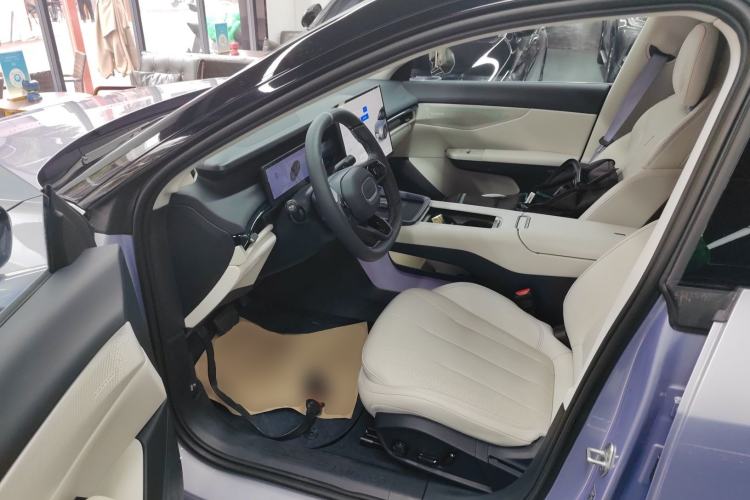 Used Lynk & Co 07 2024 EM-P 126 Long-Range Intelligent Driving Ultra Driver Seat