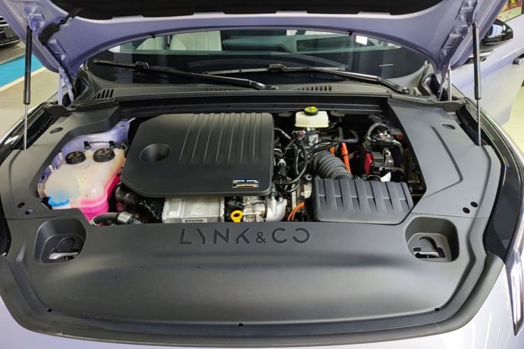 Used Lynk & Co 07 2024 EM-P 126 Long-Range Intelligent Driving Ultra Engine Bay