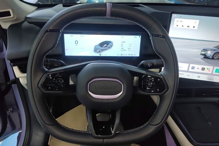 Used Lynk & Co 07 2024 EM-P 126 Long-Range Intelligent Driving Ultra Steering Wheel