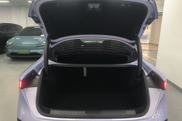 Used Lynk & Co 07 2024 EM-P 126 Long-Range Intelligent Driving Ultra Trunk