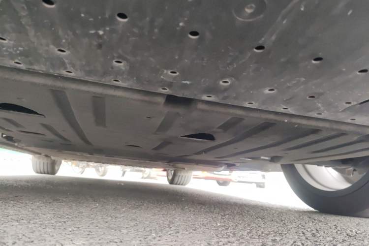Used Lynk & Co 07 2024 EM-P 126 Long-Range Ultra Chassis Front