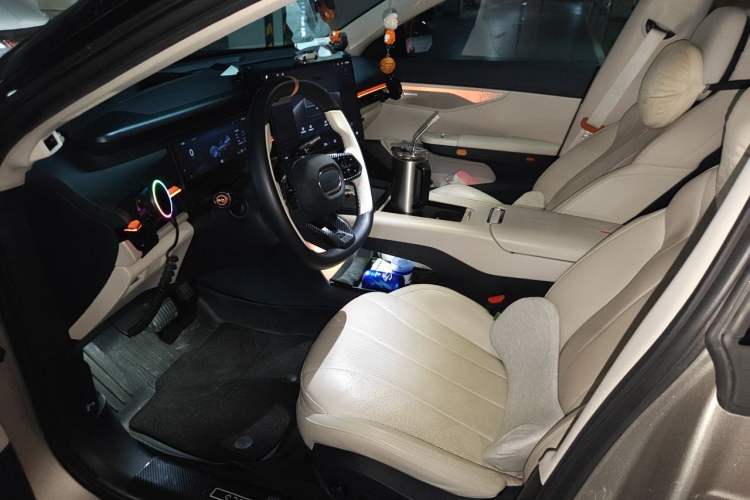 Used Lynk & Co 07 2024 EM-P 126 Long-Range Intelligent Driving Ultra Driver Seat
