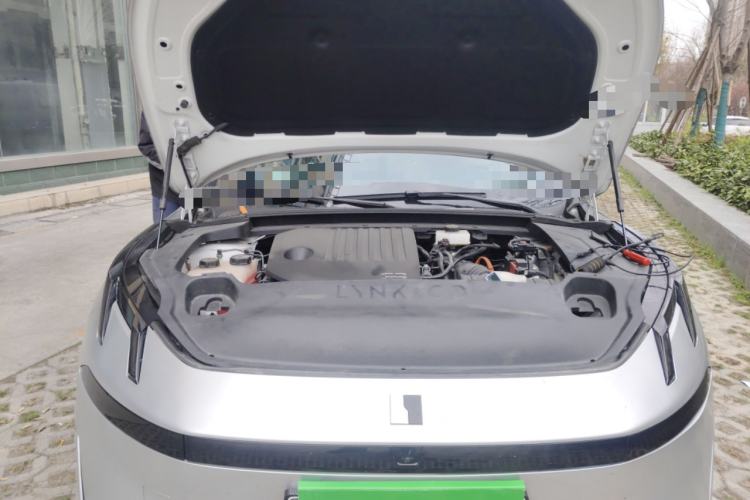 Used Lynk & Co 07 2024 EM-P 126 Long-Range Ultra Engine Bay