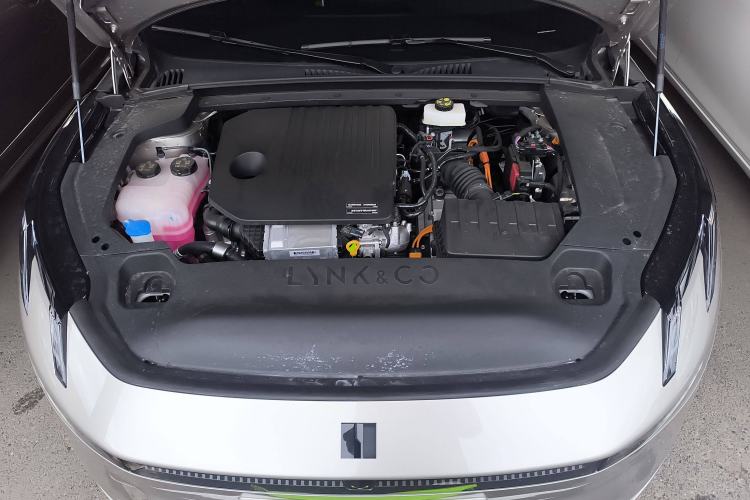 Used Lynk & Co 07 2024 EM-P 126 Long-Range Halo Engine Bay