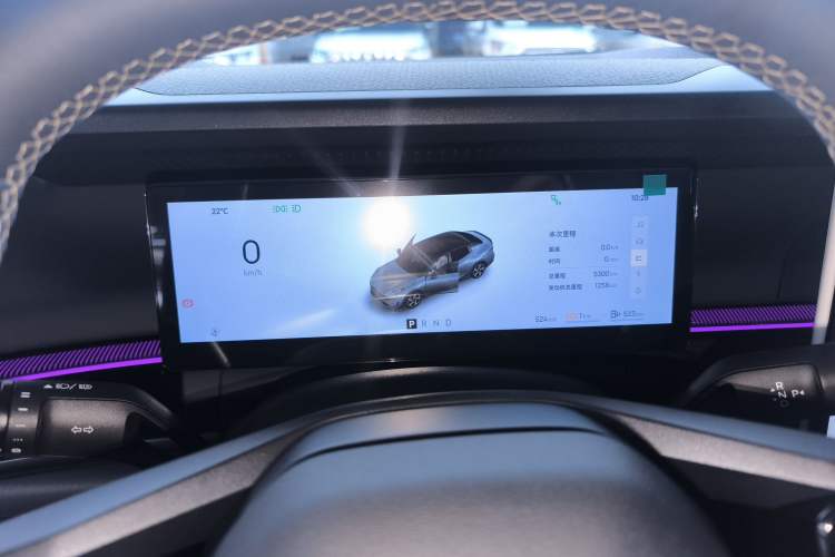 Used Lynk & Co 07 2024 EM-P 126 Long-Range Halo Instrument Cluster