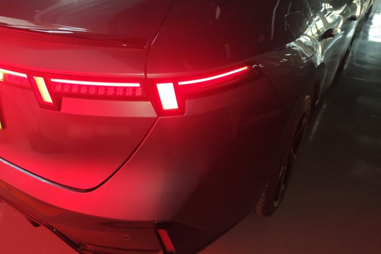 Used Lynk & Co 07 2024 EM-P 126 Long-Range Halo Right Rear Taillight
