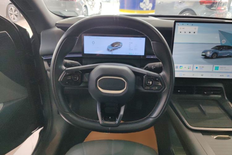 Used Lynk & Co 07 2024 EM-P 126 Long-Range Ultra Steering Wheel