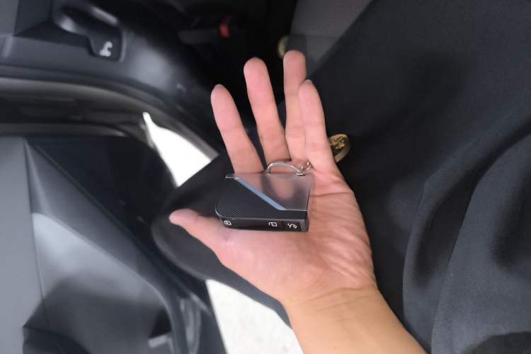 Used Lynk & Co 07 2024 EM-P 126 Long-Range Halo Vehicle Key