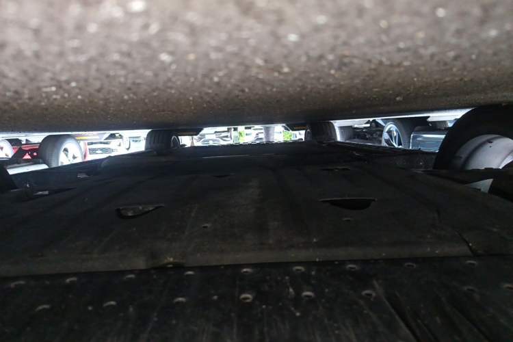 Used Lynk & Co 07 2024 EM-P 126 Long-Range Ultra Chassis Front
