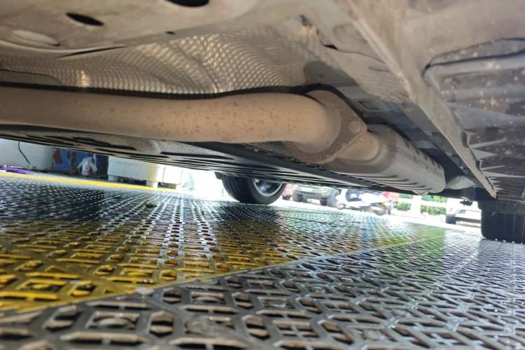 Used Lynk & Co 07 2024 EM-P 126 Long-Range Ultra Chassis Front Left