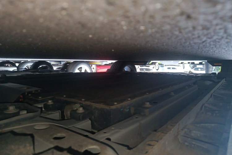 Used Lynk & Co 07 2024 EM-P 126 Long-Range Ultra Chassis Front Right