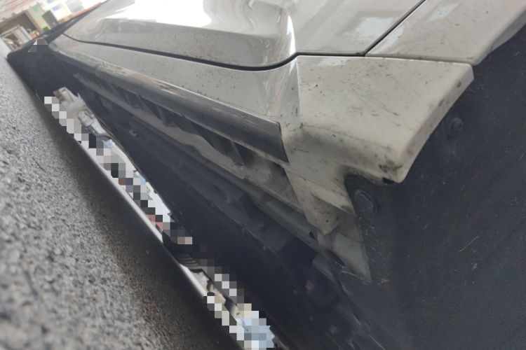 Used Lynk & Co 07 2024 EM-P 126 Long-Range Ultra Chassis Front Right