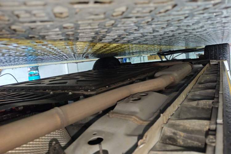 Used Lynk & Co 07 2024 EM-P 126 Long-Range Ultra Chassis Rear Left