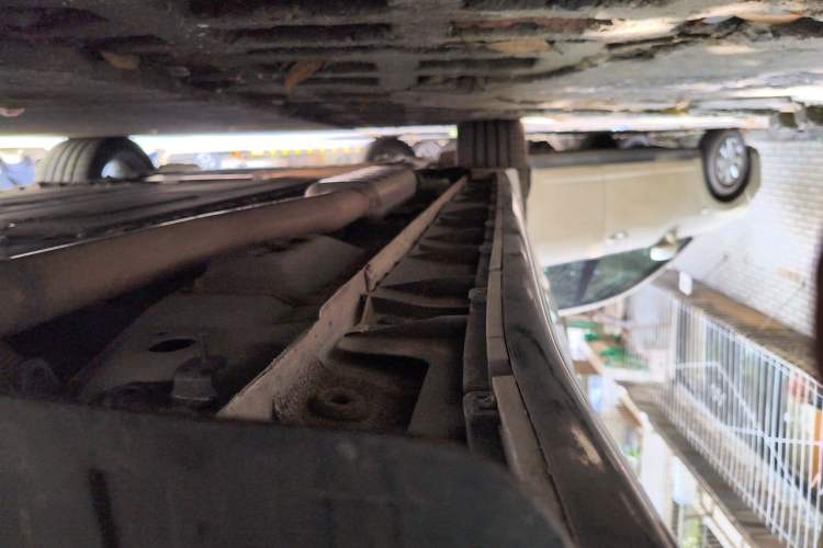Used Lynk & Co 07 2024 EM-P 126 Long-Range Halo Chassis Rear Left