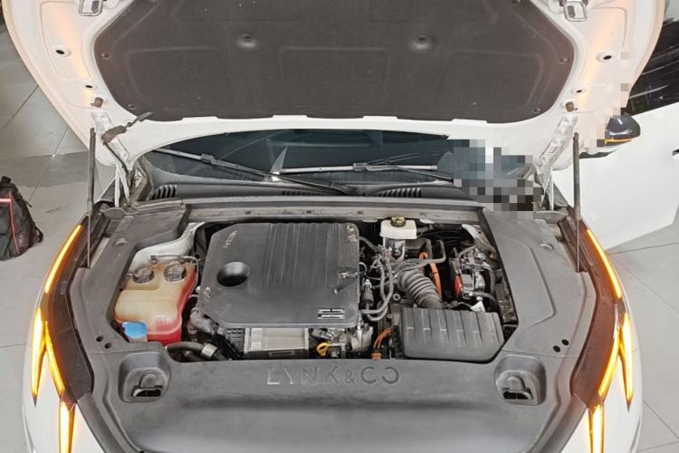 Used Lynk & Co 07 2024 EM-P 126 Long-Range Ultra Engine Bay