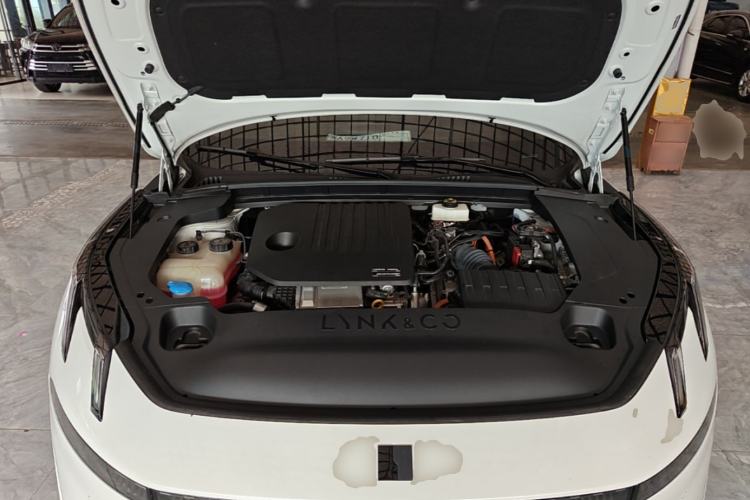 Used Lynk & Co 07 2024 EM-P 126 Long-Range Ultra Engine Bay