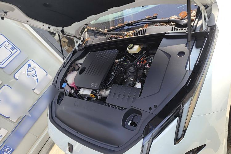 Used Lynk & Co 07 2024 EM-P 126 Long-Range Intelligent Driving Ultra Engine Bay
