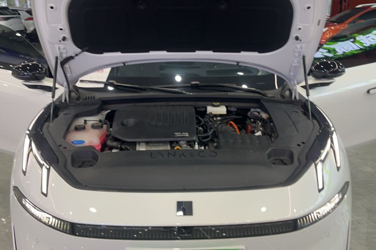 Used Lynk & Co 07 2024 EM-P 126 Long-Range Ultra Engine Bay